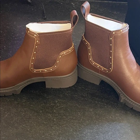 Coach Lory Leather bootie Boots with Studded Detail - Picture 4 of 7